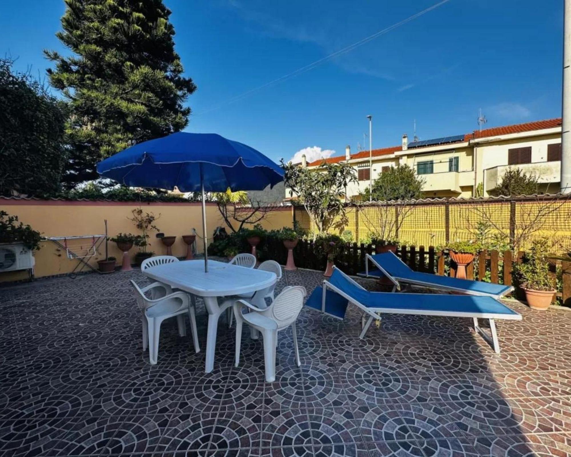 Romano House Fiumicino Buitenkant foto
